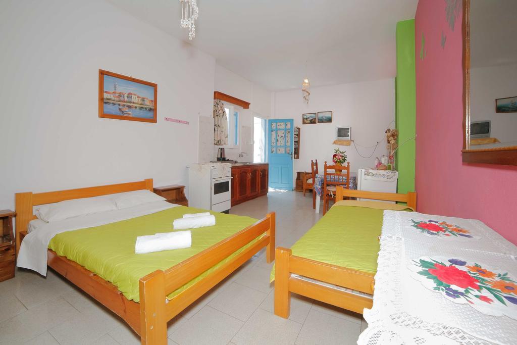 Mira Mare Studios Lipsi Ruang foto