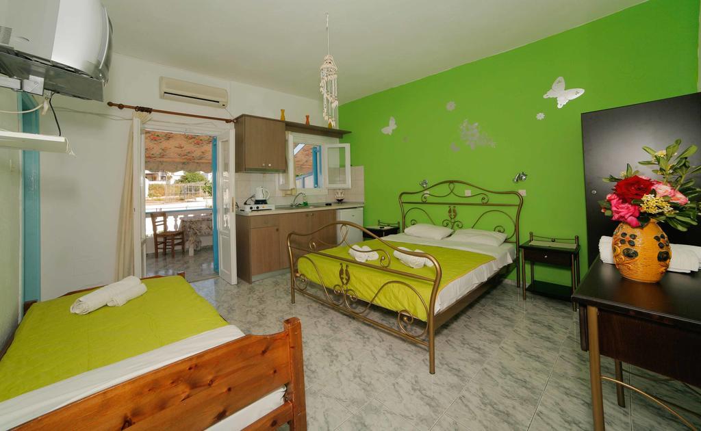 Mira Mare Studios Lipsi Ruang foto
